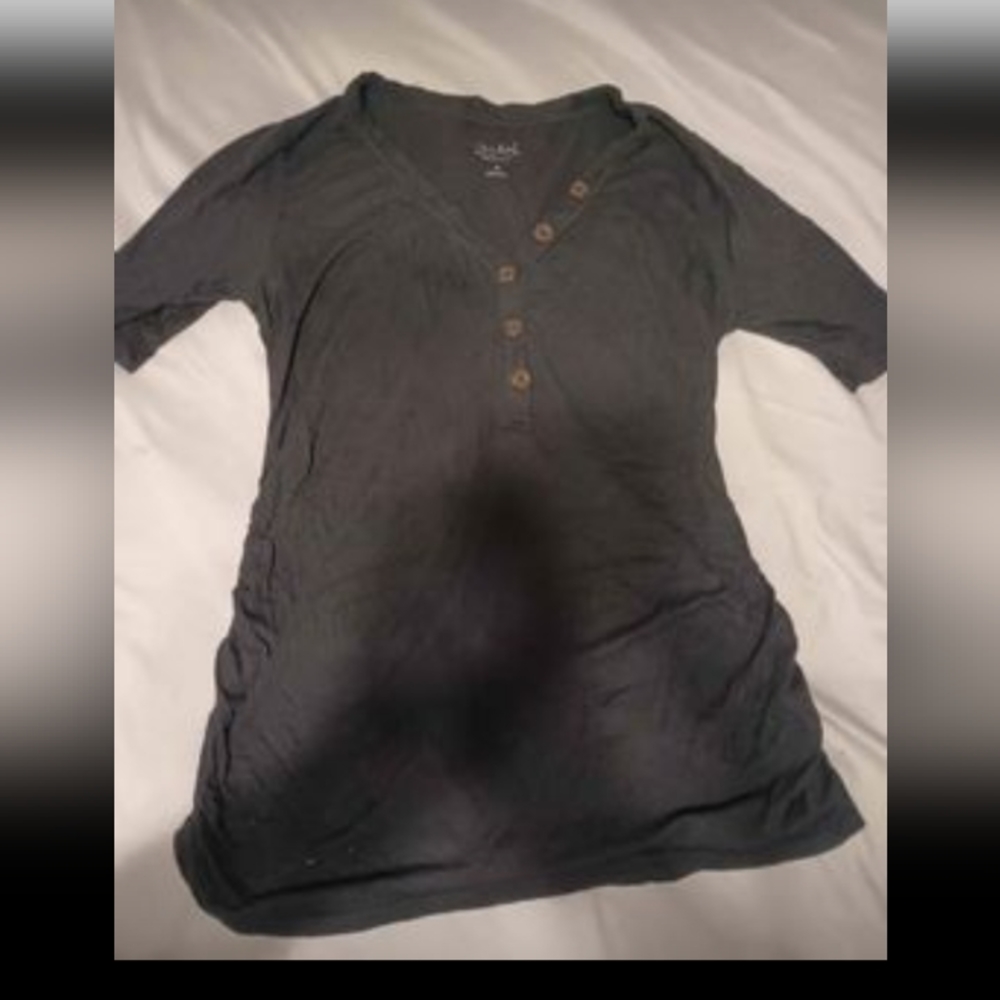Lot of 6 Maternity Shirts size Sm